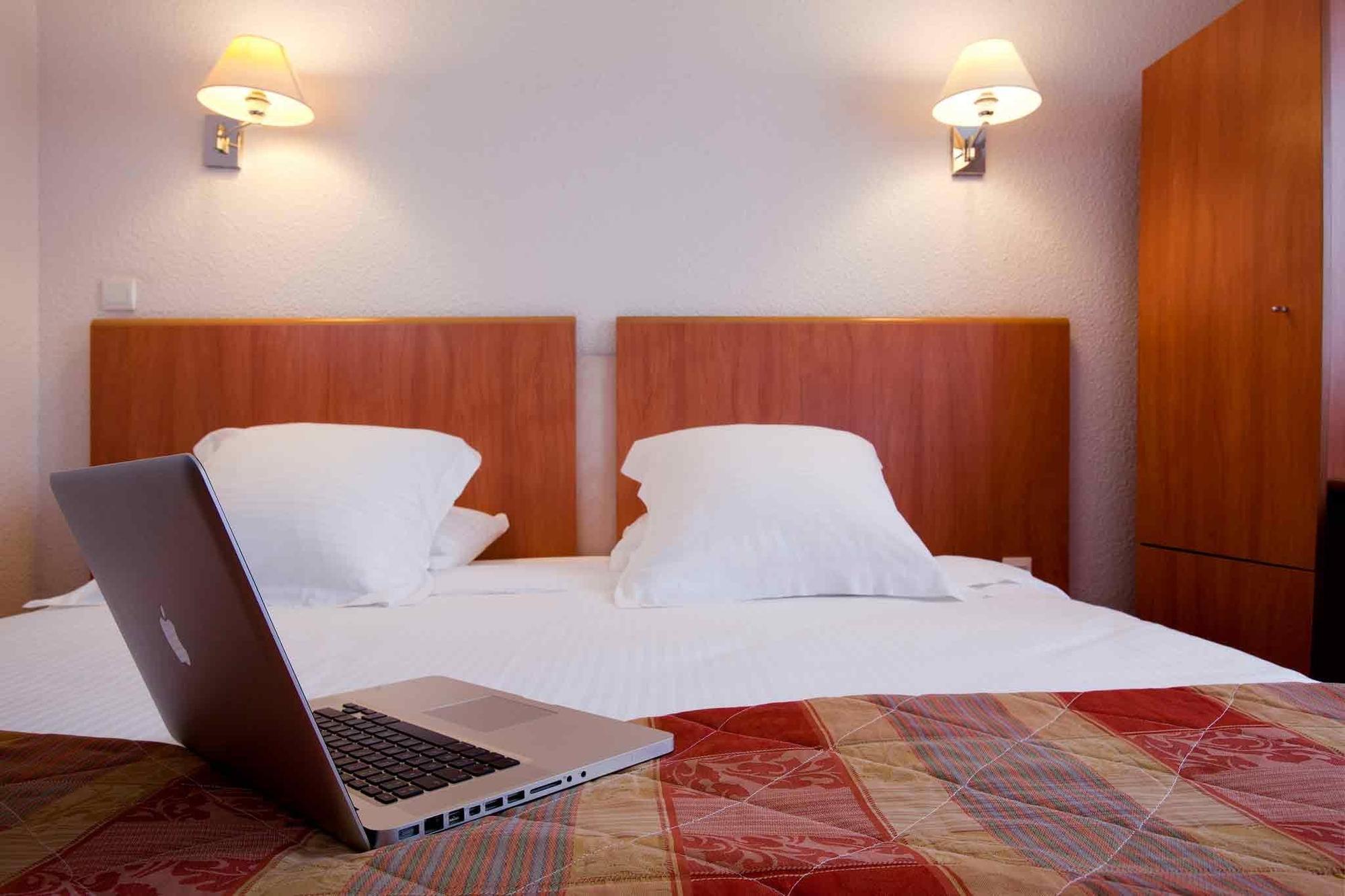 Hotel Ibis Styles Le Mans Gare Sud Exterior foto